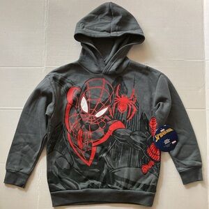 Boys Gray Spider-Man Hoodie Size 8 NWT